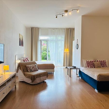 Maria Apartments - Free Parking Прага Екстериор снимка